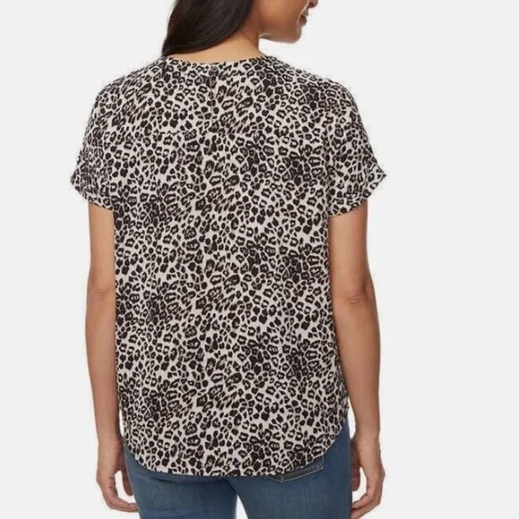 Buffalo David Bitton Womens Blouse with back keyhole Detal NWT - Picture 3 of 3